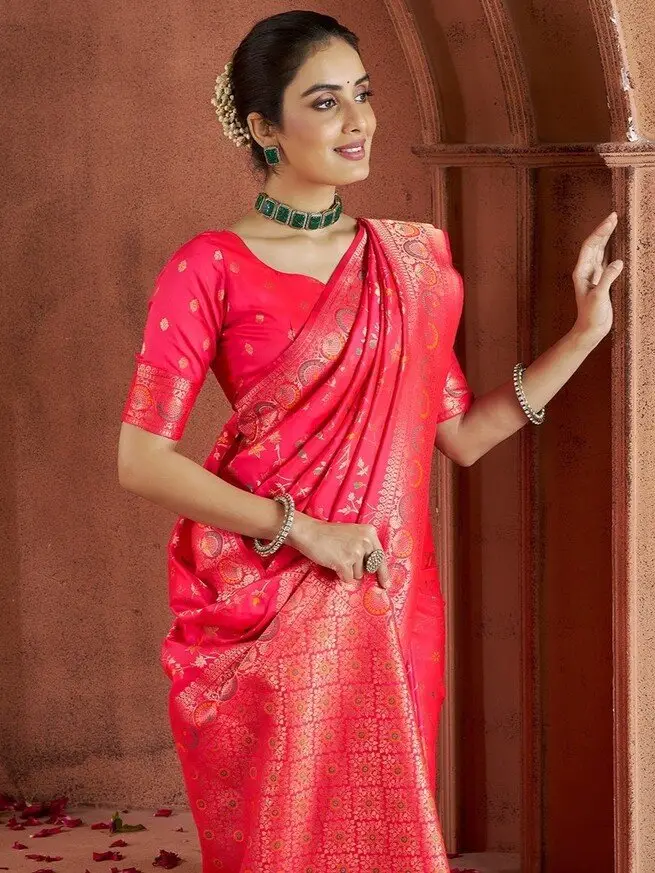 Rock the Glam with Pinkish Red Zari Woven Banarasi Silk Saree image 3