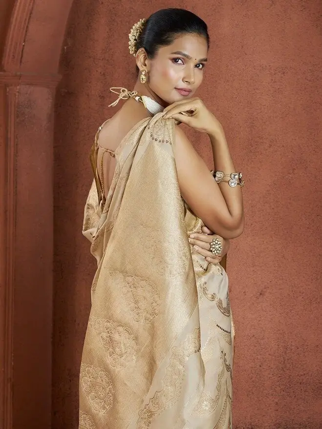 Gild Your Glamour with Beige Zari Woven Banarasi Silk Saree image 4