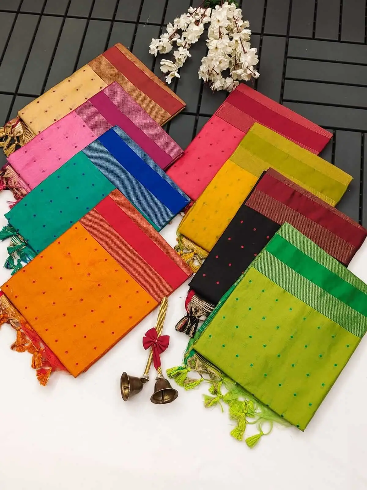 Shimmer and Shine with Mahendi Green Tussar Slk Saree With Zari Weaving image 3