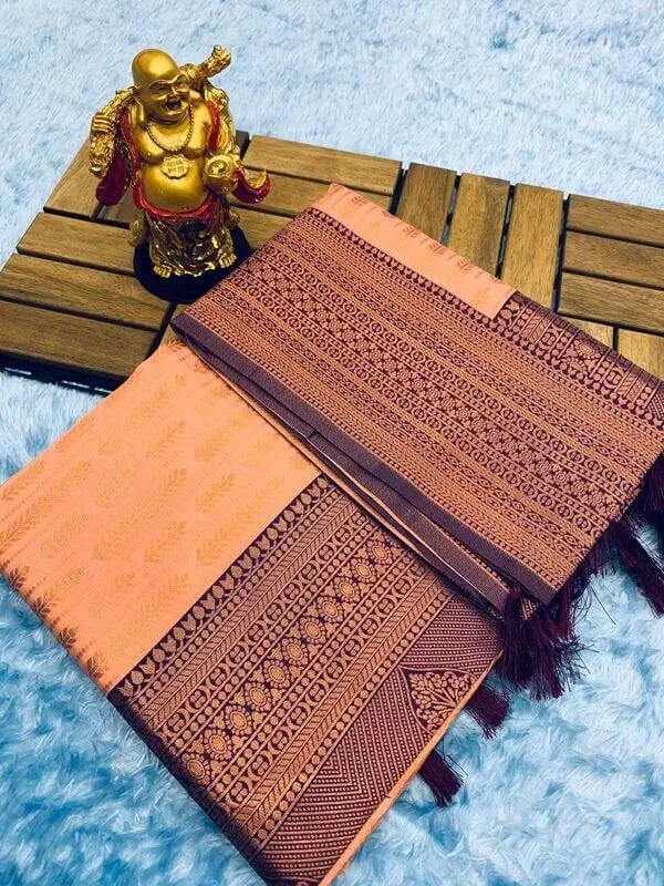 Turn Up the Glam with Peach And Brown Coloured Kubera Pattu Kanjivaram Silk Saree With Rich Pallu image 2