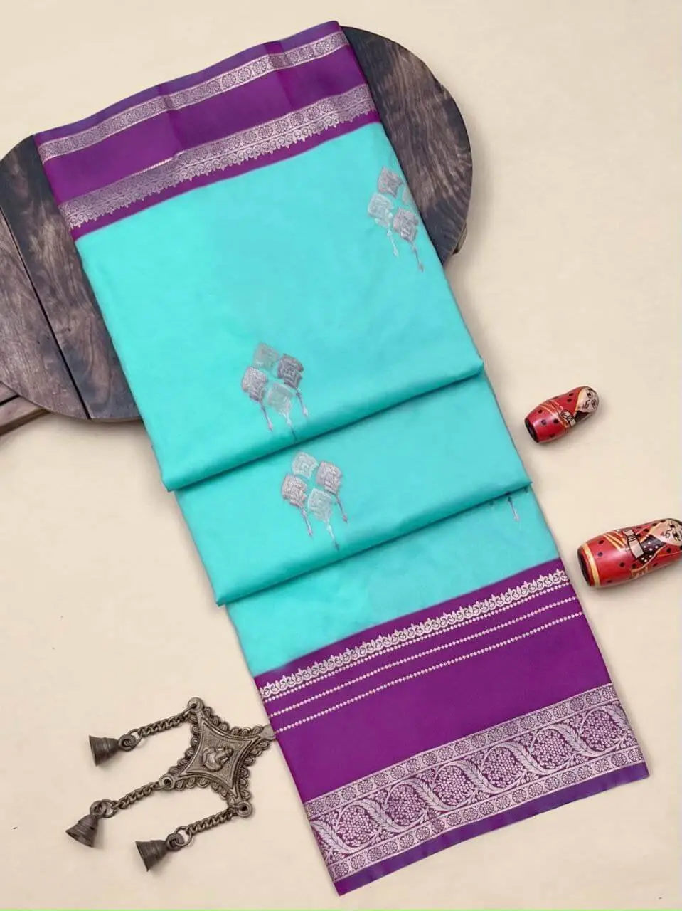 Enhance Your Shine with Firozi Zari Weaving Kanjivaram Silk Saree