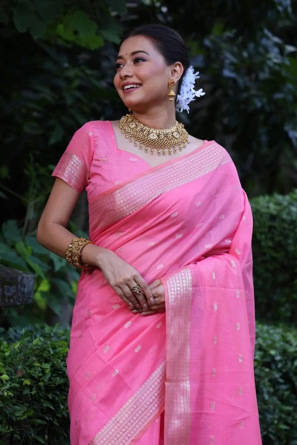 Elevate Your Aura with Pink Maheshwari Tissue Silk Weaving Saree image 2