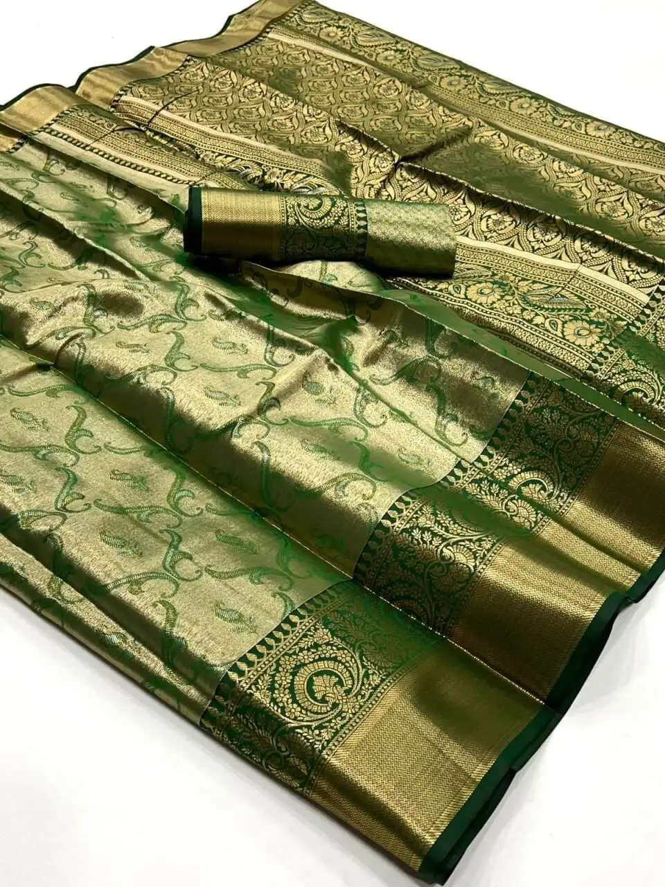 Get Your Glam On with Forest Green Zari Weaving Venkatgiri Silk Saree image 4
