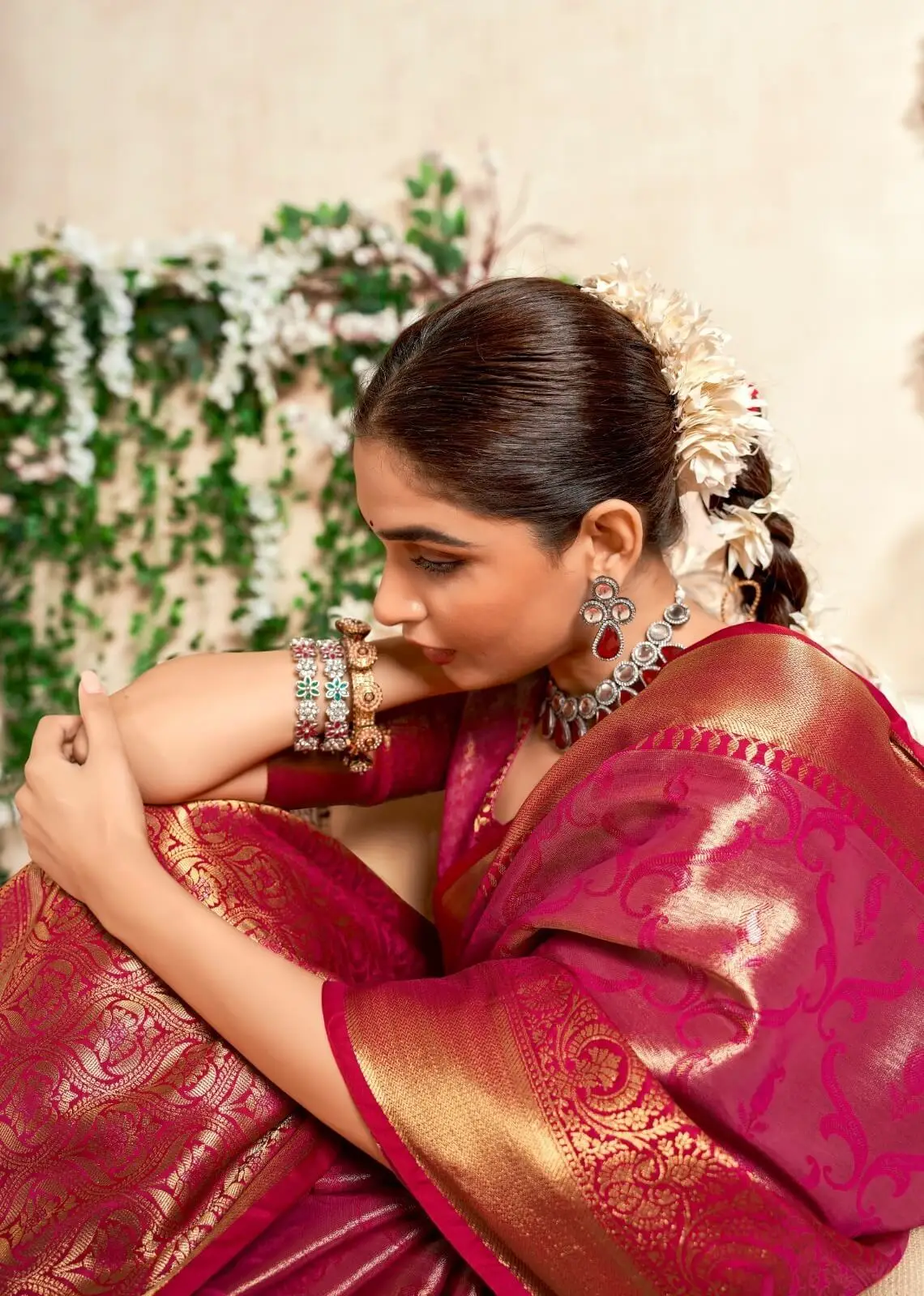 Rock the Glam with Onion Pink Zari Weaving Venkatgiri Silk Saree image 3