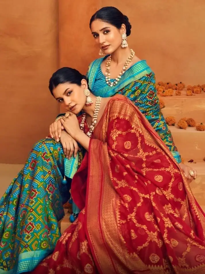 Enhance Your Shine with Red Georgette Print Work Heavy Border Saree image 4