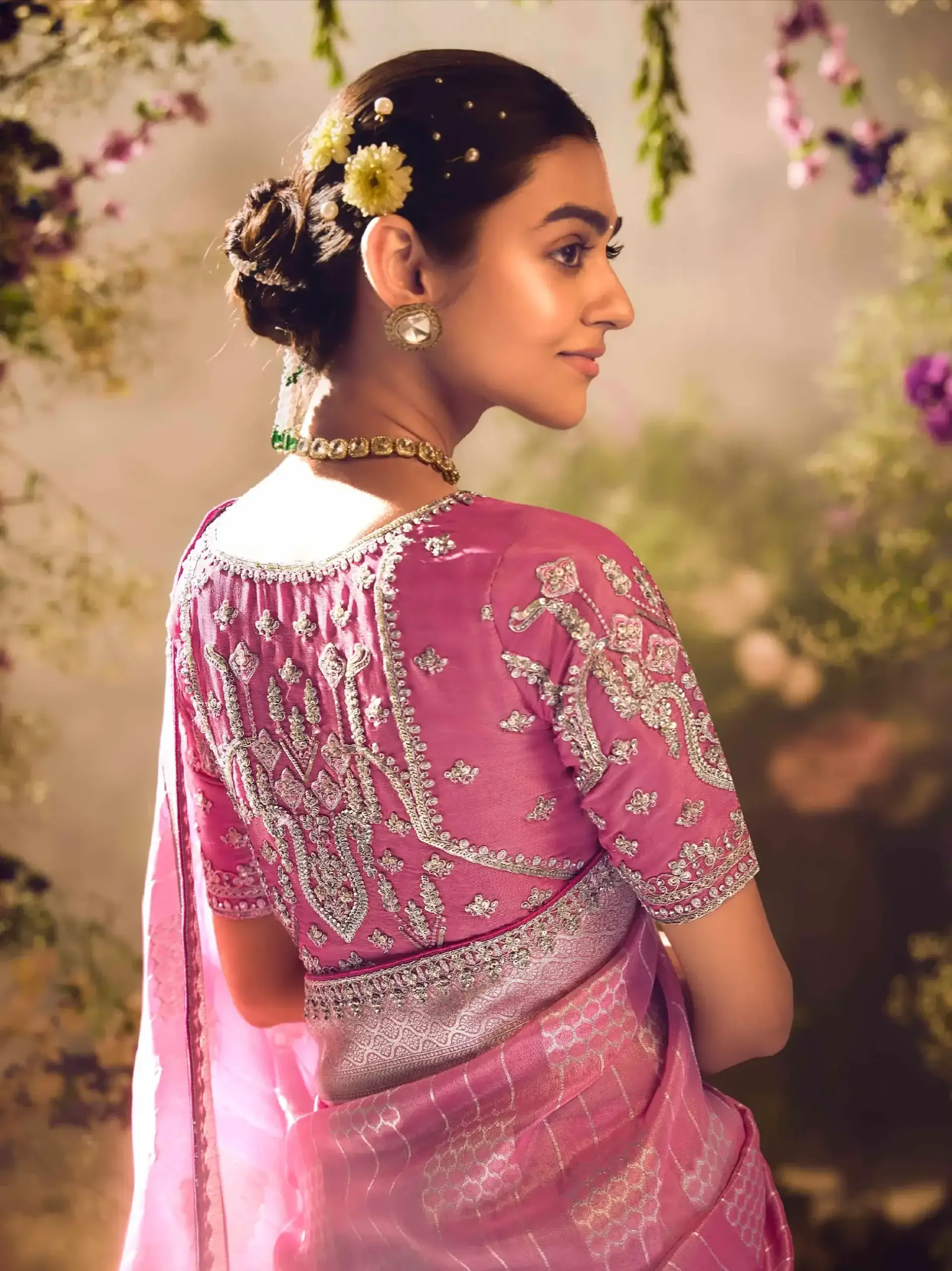 Get Stylish with Pink Banarasi Zari Tissue Silk Embroidered Saree image 4