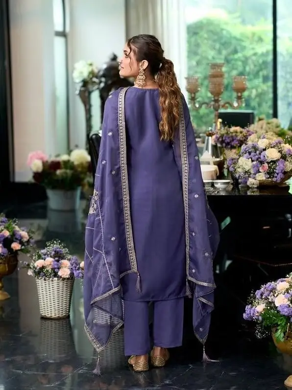 Get Stylish with Purple Traditional Embroidered Organza Suit Set image 5